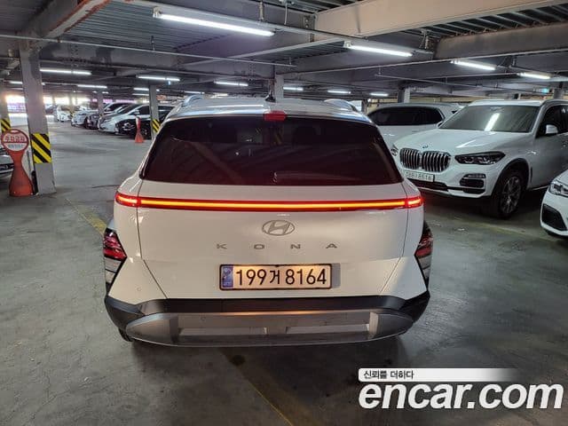 Hyundai Kona гибрид (SX2) Premium, 2024 4
