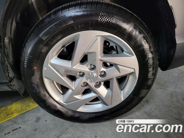 Hyundai Kona гибрид (SX2) Premium, 2024 19