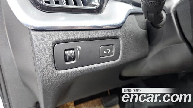 Volvo XC60 2세대 T5, 2021 13