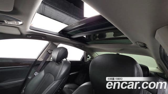 Genesis G80 Luxury, 2018 17