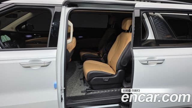 Kia Carnival 4세대 Signature, 2023 11