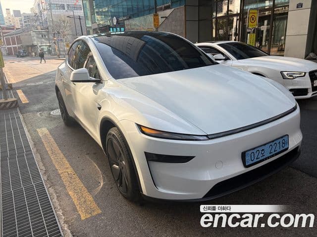 Tesla модель Y, 2025 6