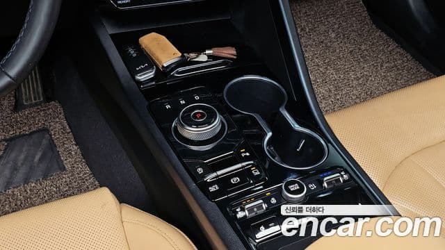 Kia K5 3세대 Signature, 2023 9