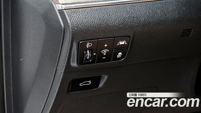 Kia K5 3세대 Signature, 2023 16