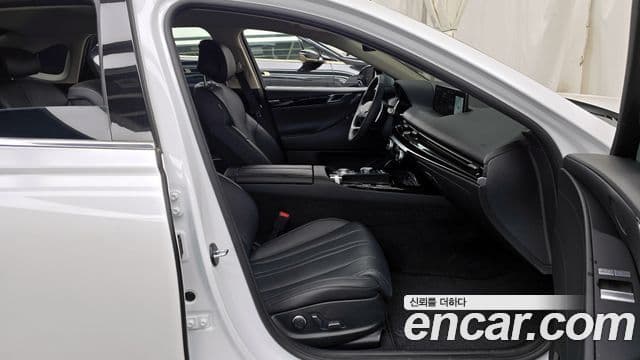 Genesis G80 (RG3) бензин 2.5 турбо AWD, 2024 11