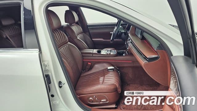 Genesis G90 (RS4) бензин 3.5 турбо AWD, 2023 12