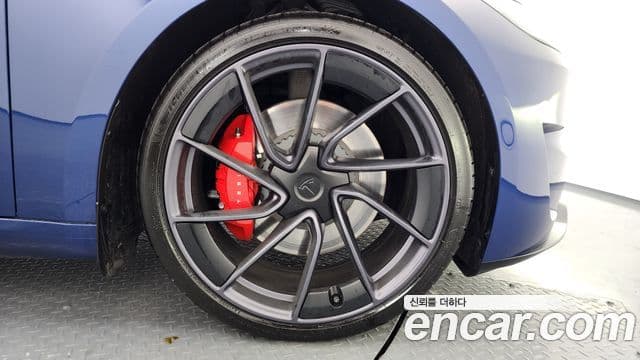 Tesla модель 3 performance AWD, 2025 все фото