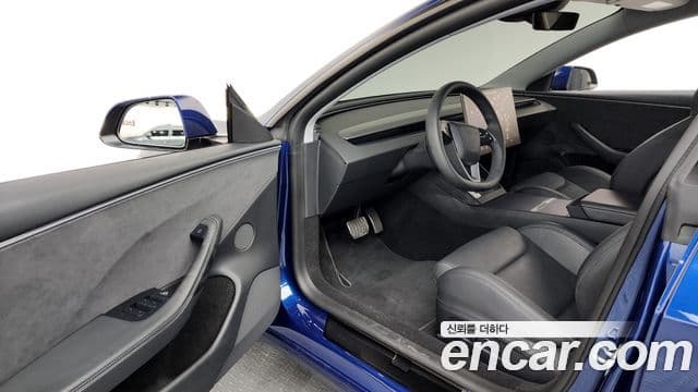 Tesla модель 3 performance AWD, 2025 10