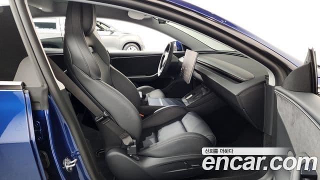 Tesla модель 3 performance AWD, 2025 11