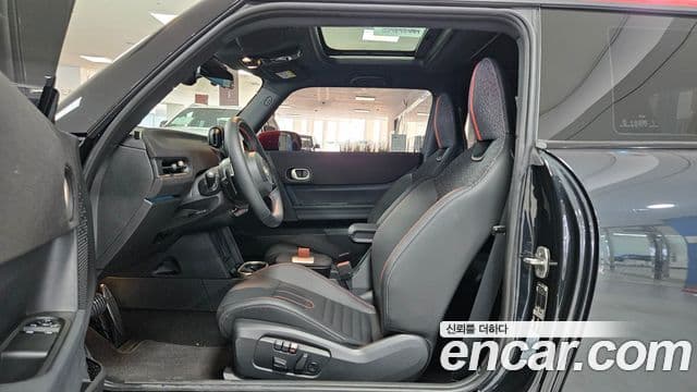 Mini Cooper S 4세대 JCW, 2025 12