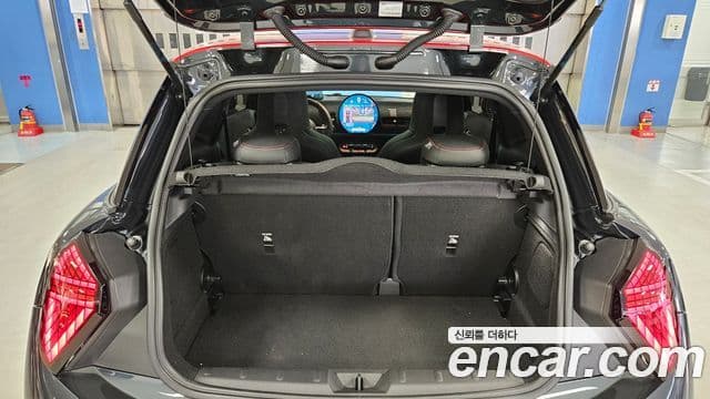 Mini Cooper S 4세대 JCW, 2025 15