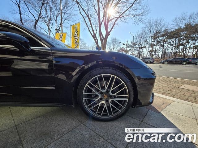 Porsche Panamera (976), 2025 2