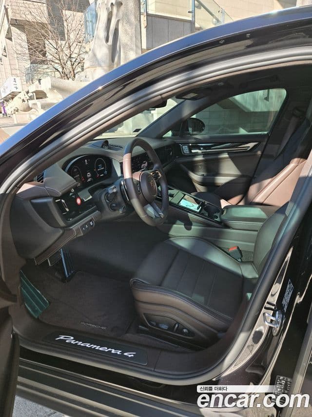 Porsche Panamera (976), 2025 15