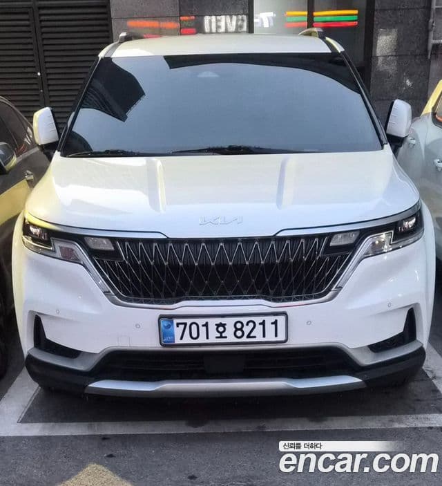 Kia Carnival 4세대 Prestige, 2023 1