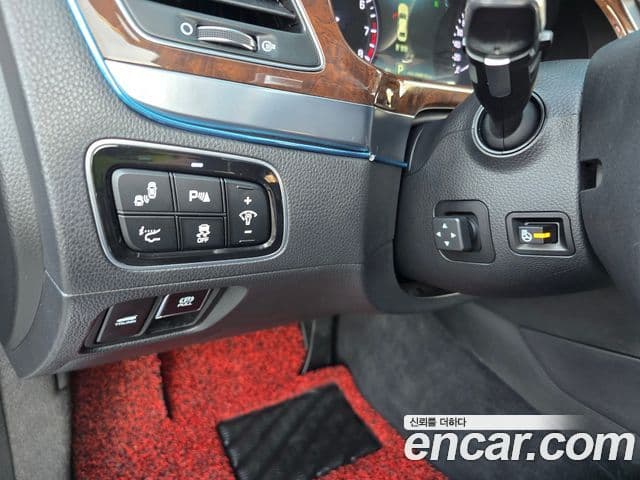 Hyundai Equus(новый кузов / новое поколение) Exclusive, 2013 13