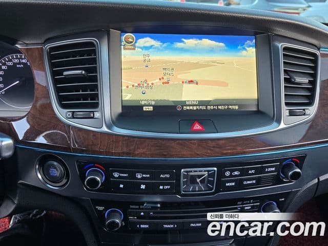 Hyundai Equus(новый кузов / новое поколение) Exclusive, 2013 15