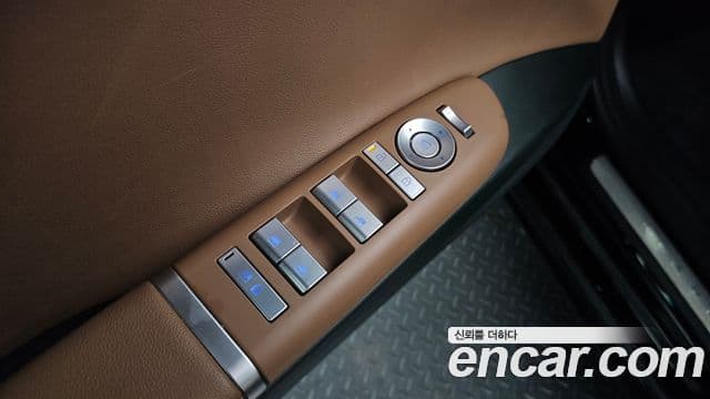 Hyundai Grandeur гибрид (GN7) Premium, 2023 18