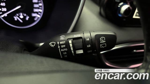 Hyundai Santa Fe TM Prestige, 2019 18