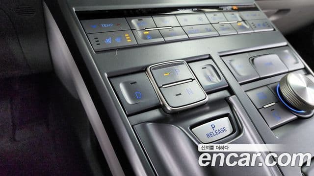 Hyundai NEXO Premium, 2022 9