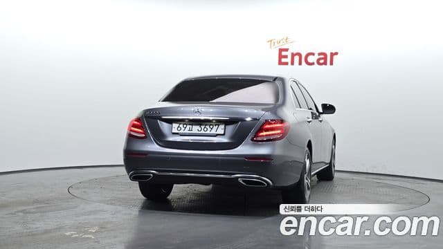 Mercedes-Benz E-класс W213 Avantgarde, 2019 4