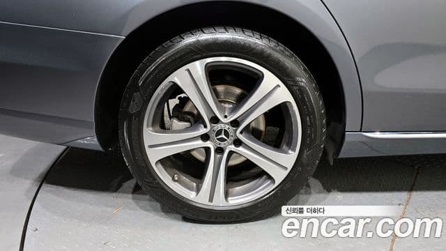 Mercedes-Benz E-класс W213 Avantgarde, 2019 все фото