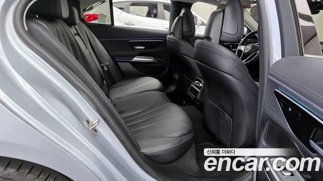 Mercedes-Benz E-класс W214 Avantgarde, 2025 12