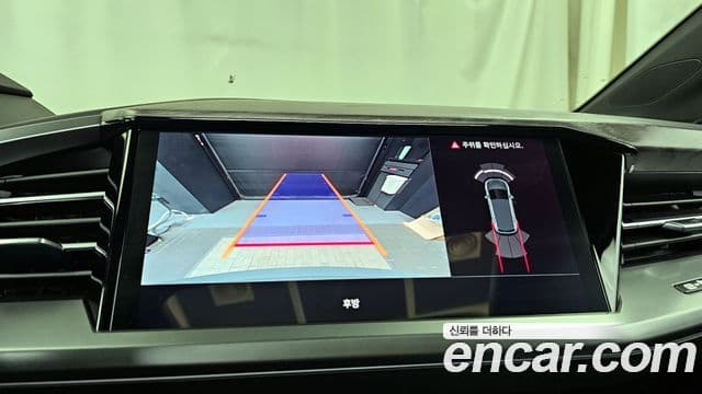 Audi Q4 e-Tron (F4), 2025 15