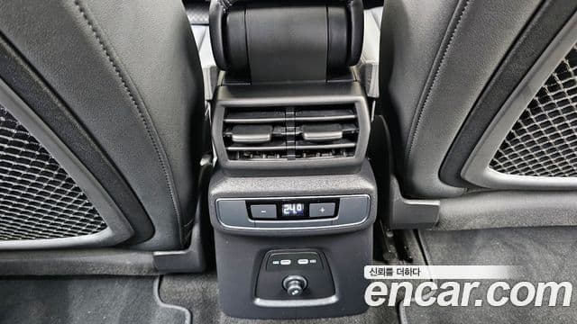 Audi Q4 e-Tron (F4), 2025 18