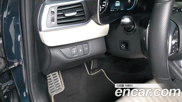 Genesis The / новый New G70, 2022 17