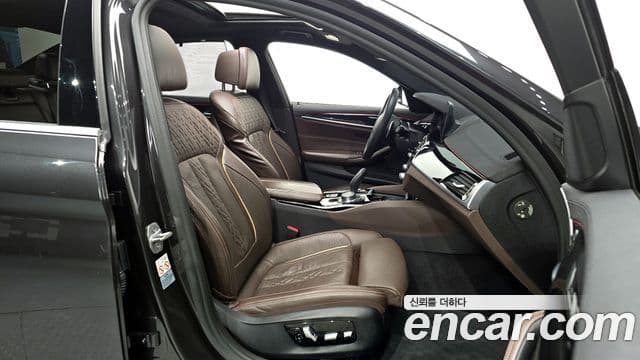 BMW 5시리즈 (G30) 530i xDrive M Sport Plus, 2019 10