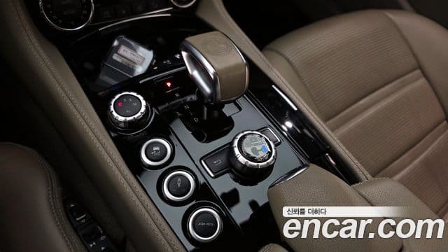 Mercedes-Benz CLS-класс W218 CLS63 AMG, 2012 9