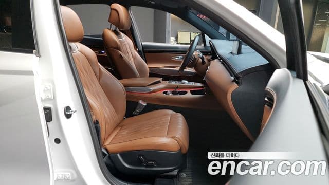 Genesis GV70, 2022 11
