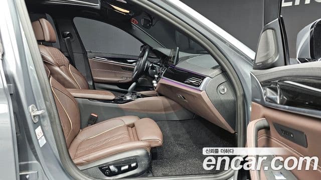 BMW 5시리즈 (G30) 530e M Sport, 2023 10