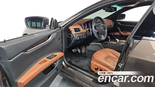 Maserati 기블리 3세대, 2017 10