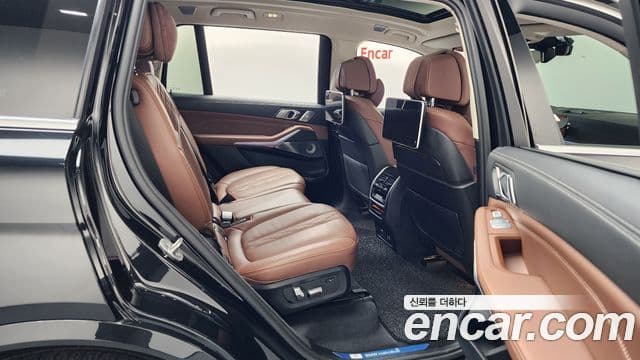 BMW X7 (G07) xDrive 40i Design Pure Excellence 7인승, 2021 12