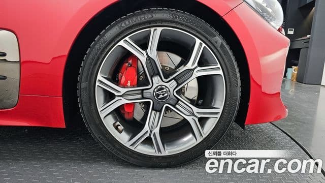 Kia 스팅어 GT, 2019 все фото