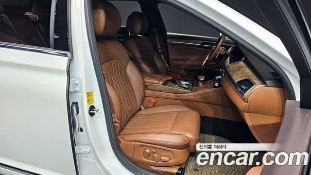 Genesis G90 Premium Luxury, 2021 10