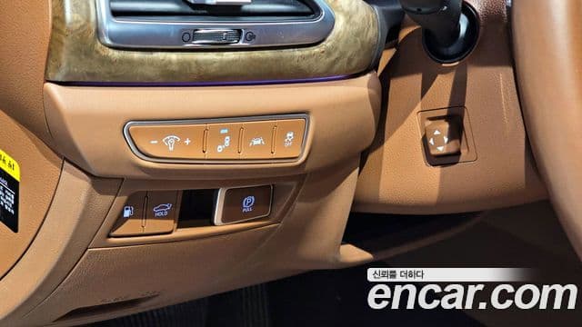 Genesis G90 Premium Luxury, 2021 14