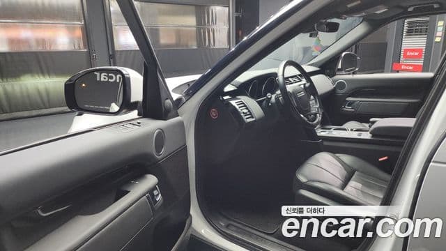 Land Rover Discovery 5 3.0 SD6 SE, 2019 10