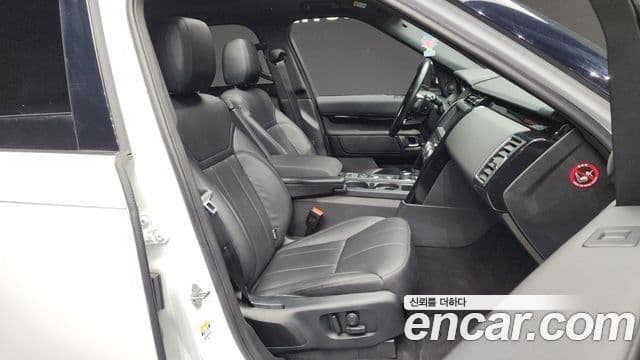 Land Rover Discovery 5 3.0 SD6 SE, 2019 11