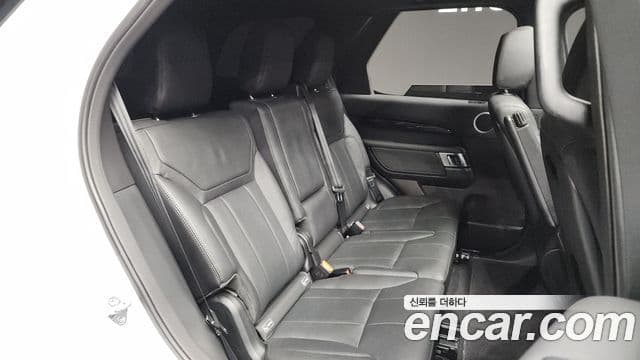 Land Rover Discovery 5 3.0 SD6 SE, 2019 12