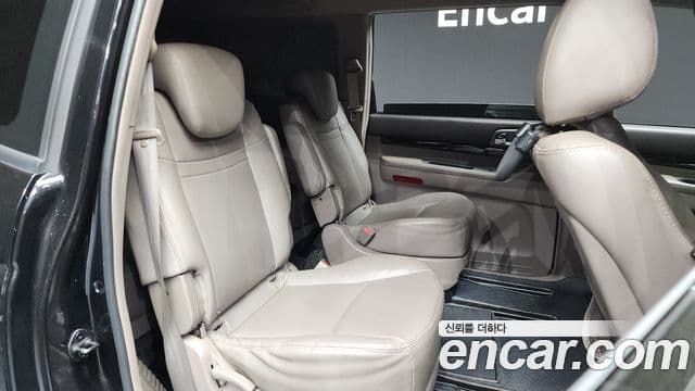 KG모빌리티(SsangYong) Korando 투리스모 4WD outdoor Edition 9인승, 2016 12