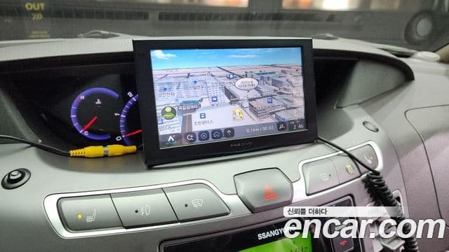 KG모빌리티(SsangYong) Korando 투리스모 4WD outdoor Edition 9인승, 2016 14