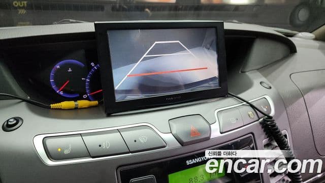 KG모빌리티(SsangYong) Korando 투리스모 4WD outdoor Edition 9인승, 2016 15