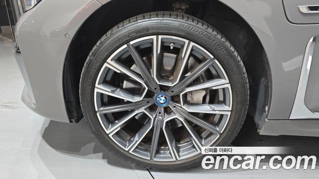 BMW 7시리즈 (G11) 745Le iPerformance M Sport, 2022 все фото