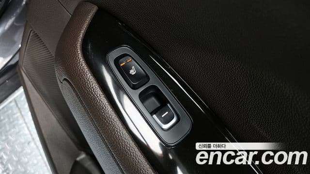 Kia The / новый New K5 гибрид 2세대 Special, 2019 19