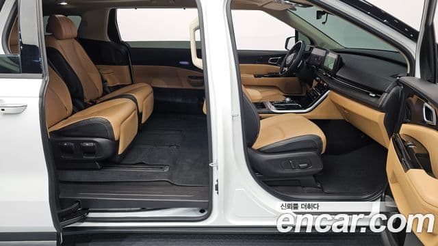 Kia Carnival 4세대 Signature, 2023 10