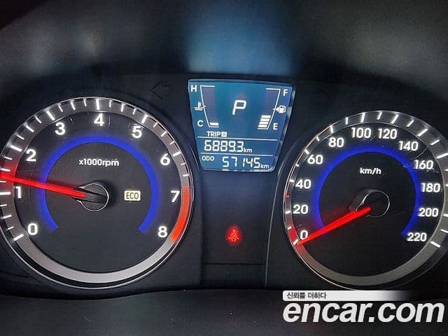 Hyundai Accent(новый кузов / новое поколение) Premier, 2011 6