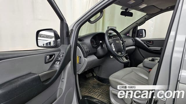 Hyundai Grand Starex Smart, 2017 10