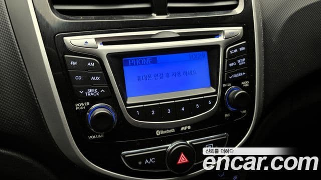 Hyundai Accent(новый кузов / новое поколение) Premier, 2011 14